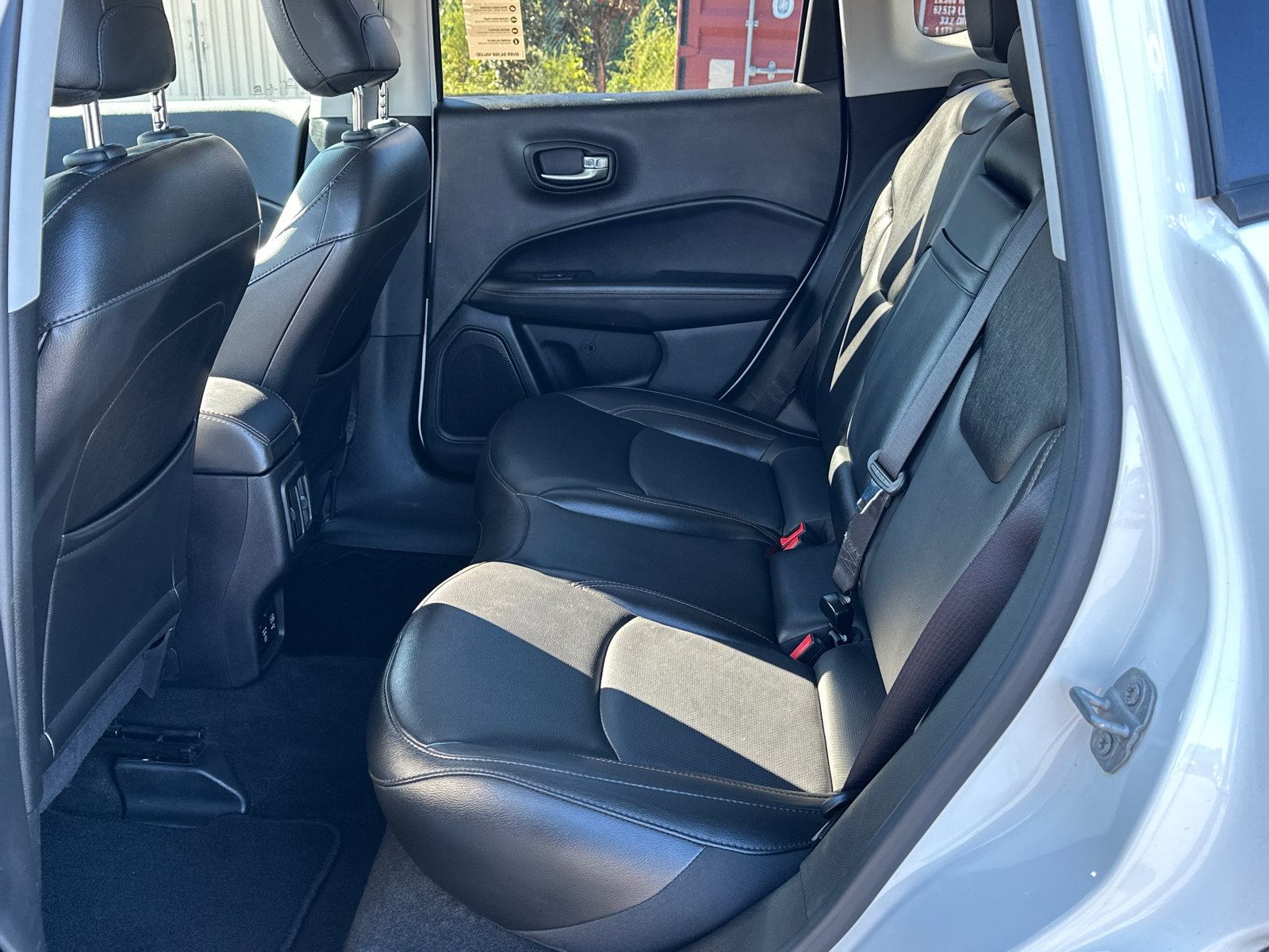 Used 2019 Jeep Compass Limited FWD image 17