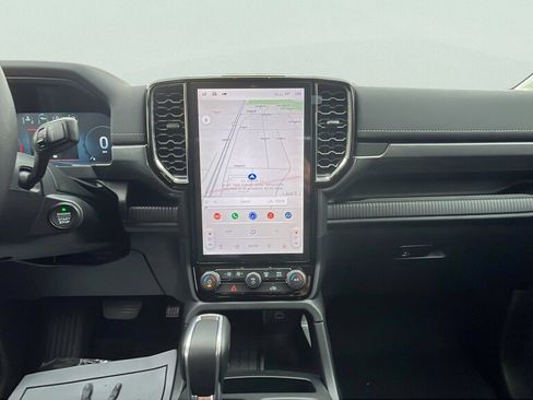 New 2025 Ford Ranger Lariat w/ FX4 Off-Road Package image 10