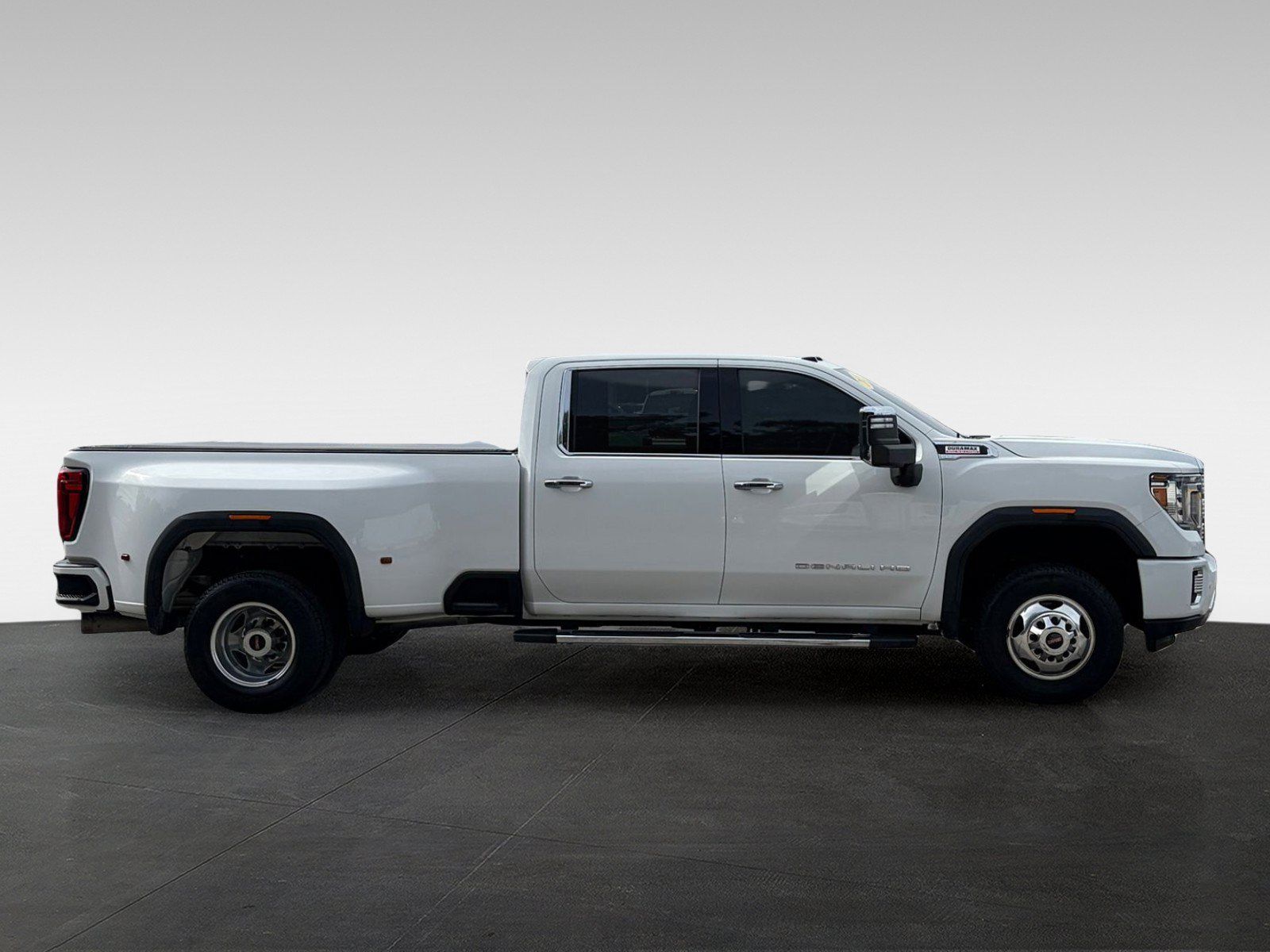 Used 2021 GMC Sierra 3500 Denali w/ Denali Ultimate Package AWD/4WD image 4
