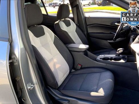 Used 2024 Chevrolet Trax RS w/ Driver Confidence Package image 7