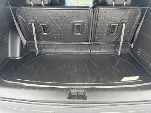 Certified 2023 Chevrolet Traverse RS image 25