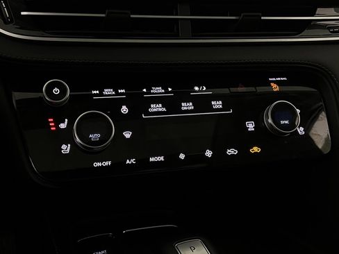 Used 2024 INFINITI QX60 Luxe image 19