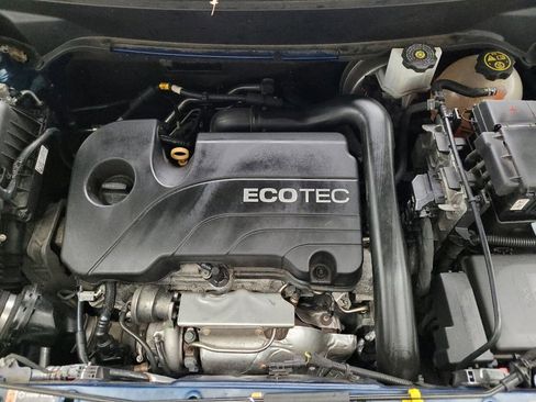 Used 2021 GMC Terrain SLT image 30