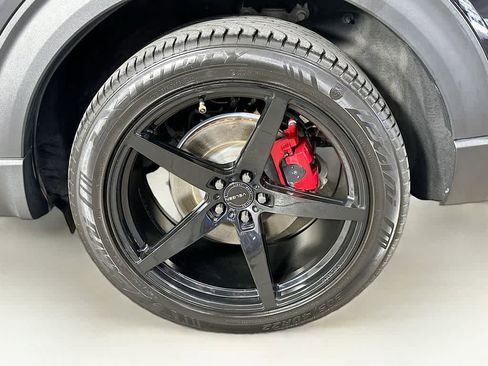 Used 2023 Ford Explorer ST w/ Equipment Group 401A image 7