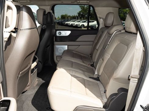 Used 2024 Lincoln Navigator L Reserve AWD/4WD image 47