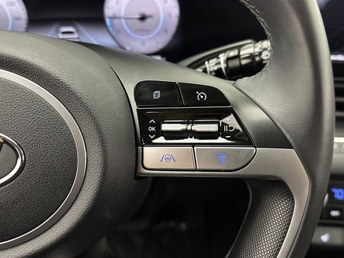 Used 2023 Hyundai Elantra SEL w/ Convenience Package image 21