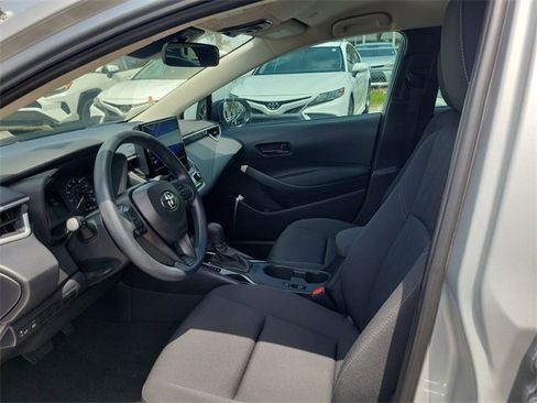Used 2025 Toyota Corolla LE image 13