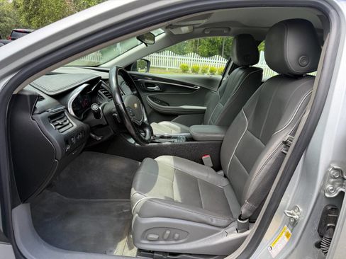 Used 2015 Chevrolet Impala LTZ image 10