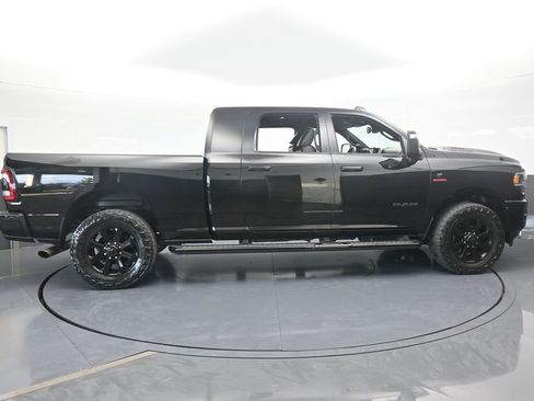 Used 2024 RAM 3500 Laramie w/ Night Edition image 7