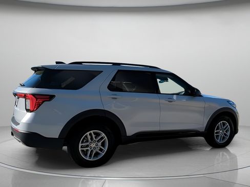 New 2026 Ford Explorer Active w/ Active Comfort Package image 33