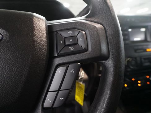 Used 2018 Ford F250 XLT w/ Snow Plow Prep Package AWD/4WD image 18