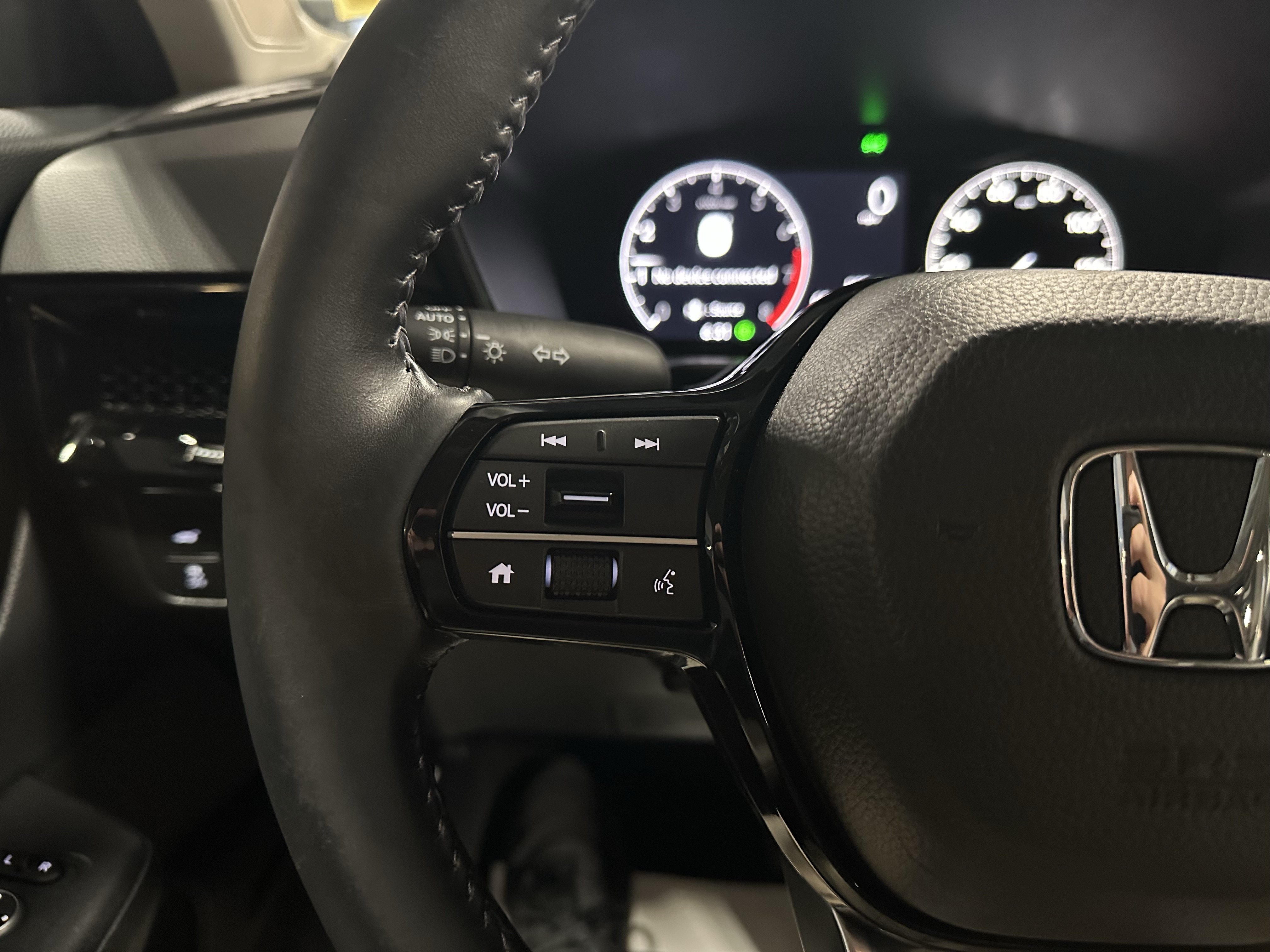 Used 2024 Honda CR-V EX-L image 12