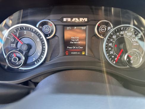 Used 2023 RAM 1500 Big Horn w/ Trailer Tow Group image 31