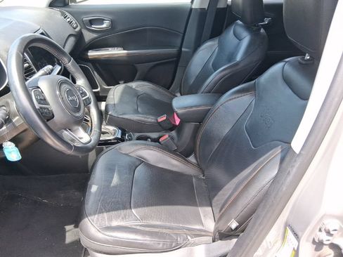 Used 2019 Jeep Compass Limited AWD/4WD image 3