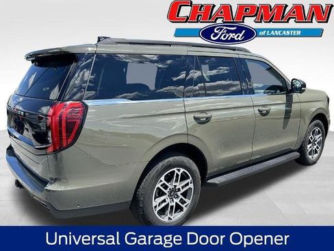 Certified 2025 Ford Expedition Active AWD/4WD image 3