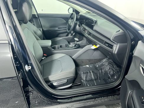 New 2026 Kia K4 FWD image 27