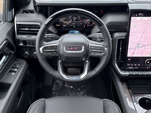 New 2026 GMC Yukon XL Elevation image 16