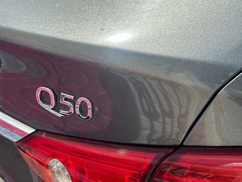 Used 2017 INFINITI Q50 2.0t image 7