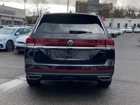 New 2026 Volkswagen Atlas SEL image 3