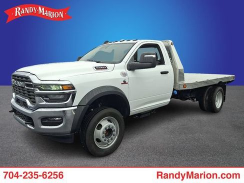 Used 2025 RAM 5500 Tradesman AWD/4WD image 1