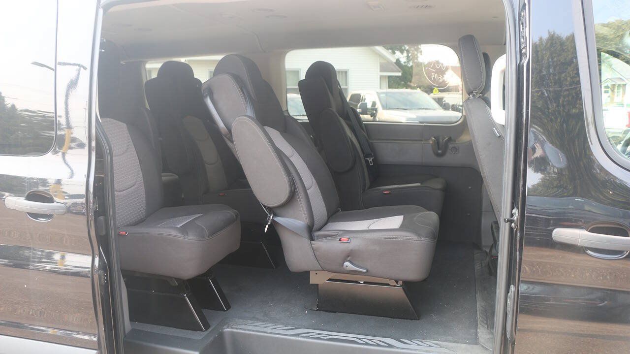 Used 2023 Ford Transit 350 XLT RWD image 15