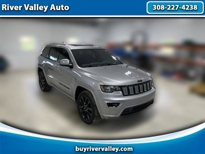 Used 2019 Jeep Grand Cherokee Altitude
