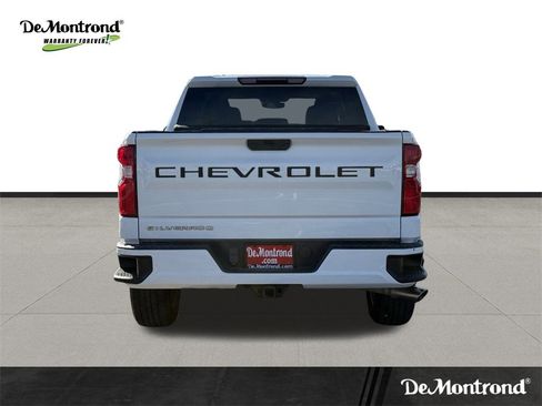 Used 2019 Chevrolet Silverado 1500 Custom w/ Custom Convenience Package image 6