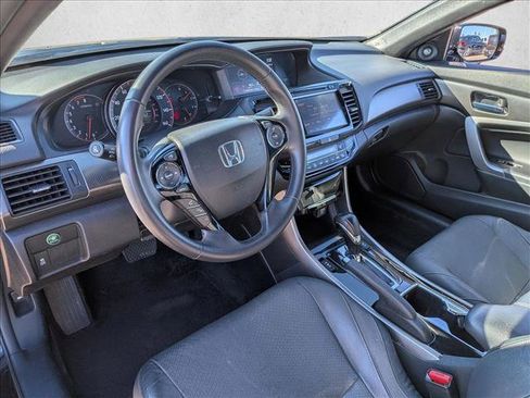 Used 2017 Honda Accord EX-L image 9