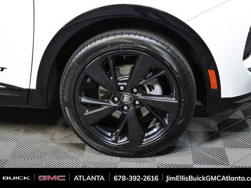 Used 2025 Buick Envision Sport Touring AWD/4WD image 36