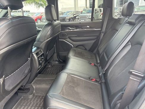 Certified 2023 Jeep Grand Cherokee Trailhawk w/ Luxury Tech Group III AWD/4WD image 13