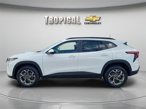 New 2026 Chevrolet Trax LT image 4
