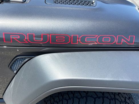 New 2026 Jeep Gladiator Rubicon w/ Steel Power Dome Hood Package AWD/4WD image 38