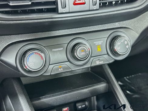Certified 2023 Kia Forte LXS w/ LXS Technology Package FWD image 15