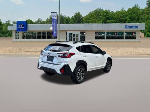 Used 2024 Subaru Crosstrek 2.0i Premium AWD/4WD image 7