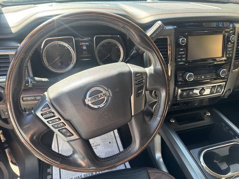 Used 2016 Nissan Titan Platinum Reserve AWD/4WD image 29