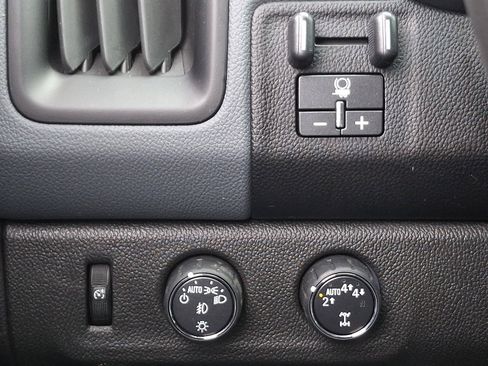 Used 2019 Chevrolet Colorado Z71 image 23