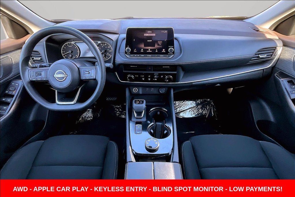 Used 2023 Nissan Rogue S AWD/4WD image 7