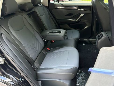 New 2026 Volkswagen Tiguan SE AWD/4WD image 19