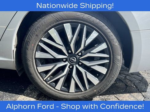Used 2024 Nissan Altima 2.5 SV FWD image 33