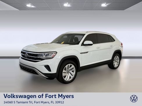 Used 2023 Volkswagen Atlas Cross Sport SE FWD image 1