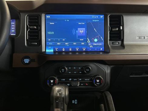 Used 2024 Ford Bronco Outer Banks w/ Sasquatch Package image 8