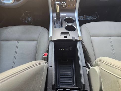 Used 2014 Ford Edge SEL w/ Equipment Group 205A image 34