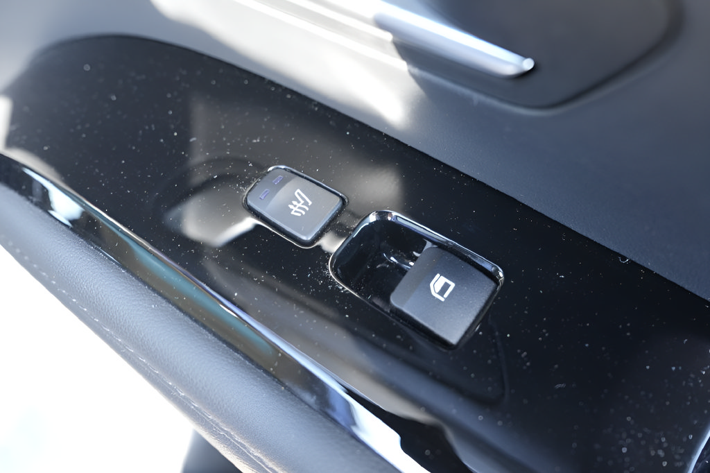 Used 2022 Hyundai Tucson Limited AWD/4WD image 17