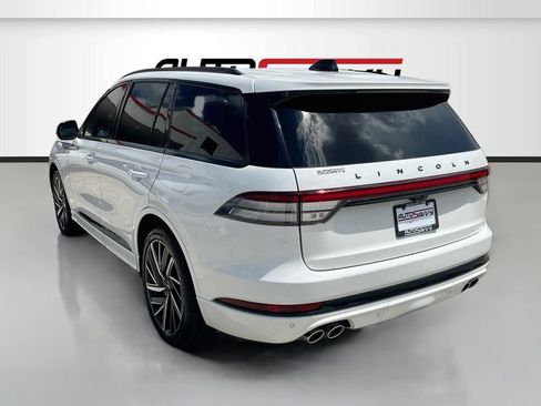 Used 2025 Lincoln Aviator Black Label w/ Jet Appearance Package AWD/4WD image 5