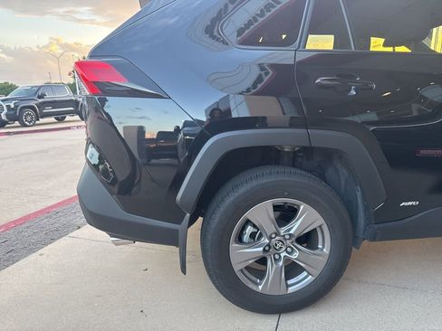 Used 2025 Toyota RAV4 LE image 10