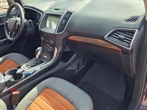 Used 2018 Ford Edge SEL w/ Equipment Group 201A image 23