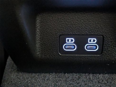 New 2025 Genesis G70 2.5T w/ Sport Prestige Package image 11