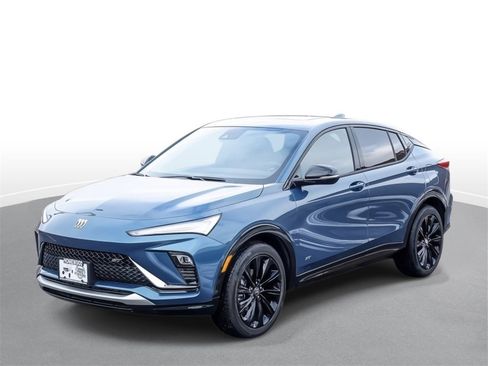 Used 2025 Buick Envista Sport Touring w/ Convenience I Package image 4