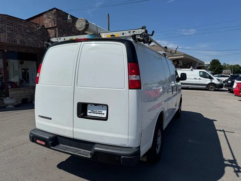 Used 2020 Chevrolet Express 2500 w/ Safety Package RWD image 13