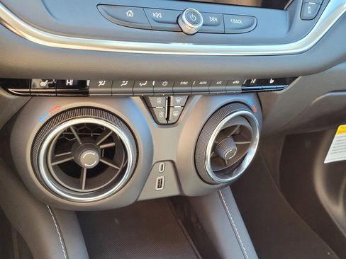 New 2026 Chevrolet Blazer LT w/ Midnight/Sport Edition image 21